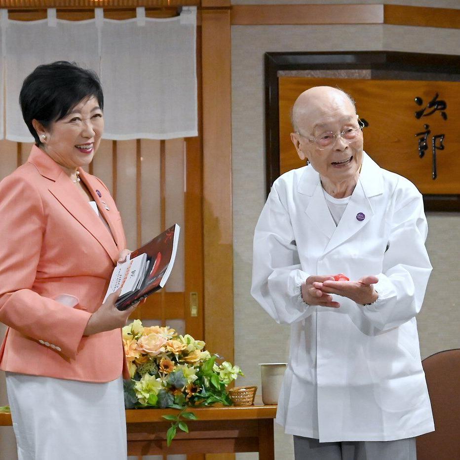 Japan's sushi legend Jiro Ono turns 100 and is not ready for retirement